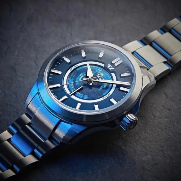 C63 TradeTime Mens Steel Watch - Christopher Ward x TradingView [Limited to 500] - Picture 2 of 10